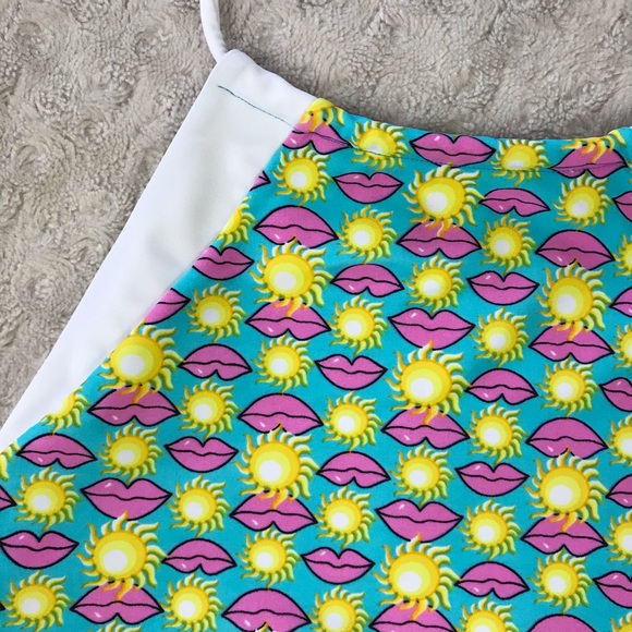 Squitini Bikini Halterkini Swim Top Halter Lips - Picture 2 of 5